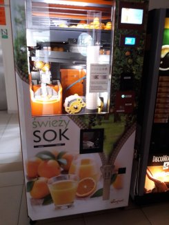 Automat Vendingowy do produkcji soków